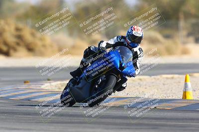 media/Jan-14-2024-SoCal Trackdays (Sun) [[2e55ec21a6]]/Turn 2 (1025am)/